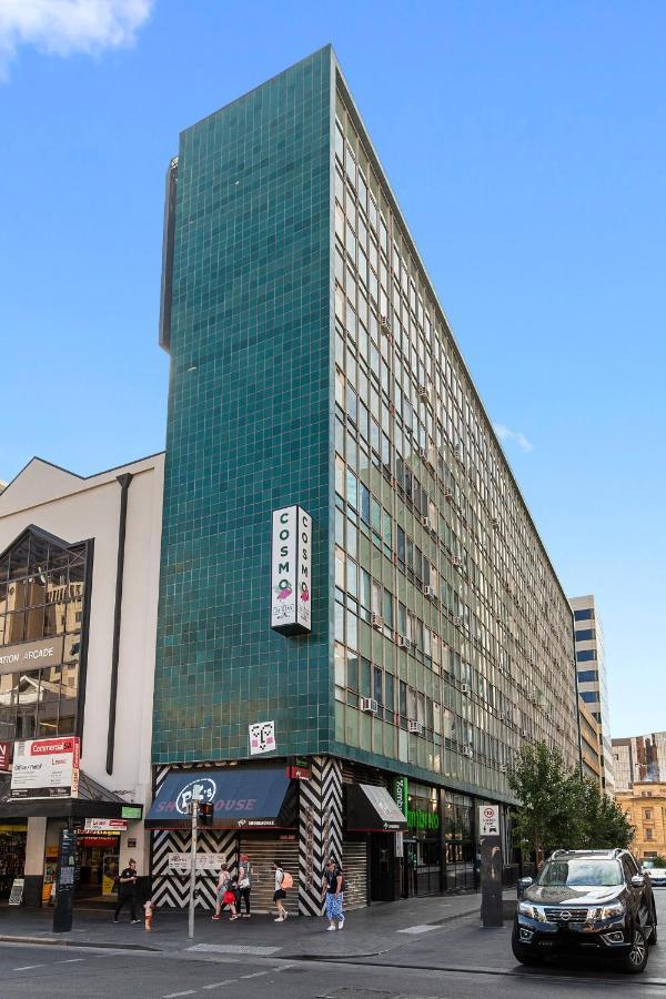 Hotel Cosmo On Bank Adelaide Esterno foto
