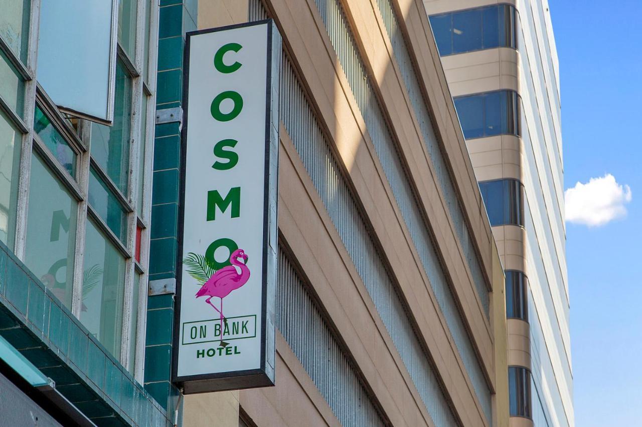 Hotel Cosmo On Bank Adelaide Esterno foto